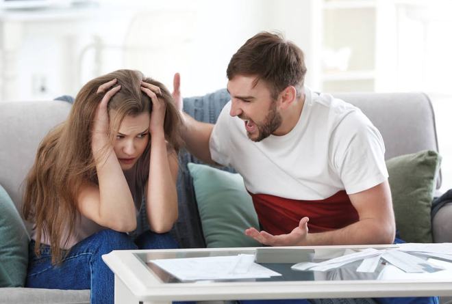 出轨回归老公家庭怎么办_出轨回归老公家庭的说说_老公出轨回归家庭