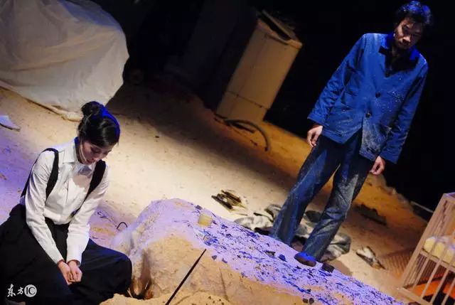 出轨已婚表现女人的心理_已婚女性出轨后的心理_已婚女人出轨的表现